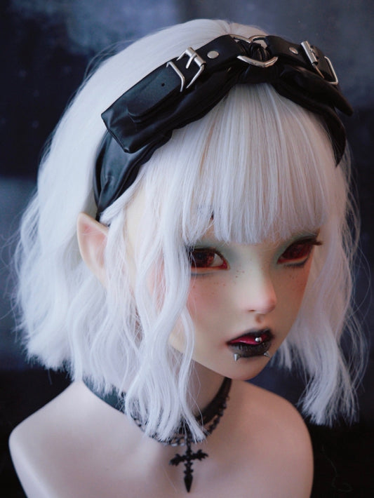 Black Bowknot With Buckle Decorated Heart KC