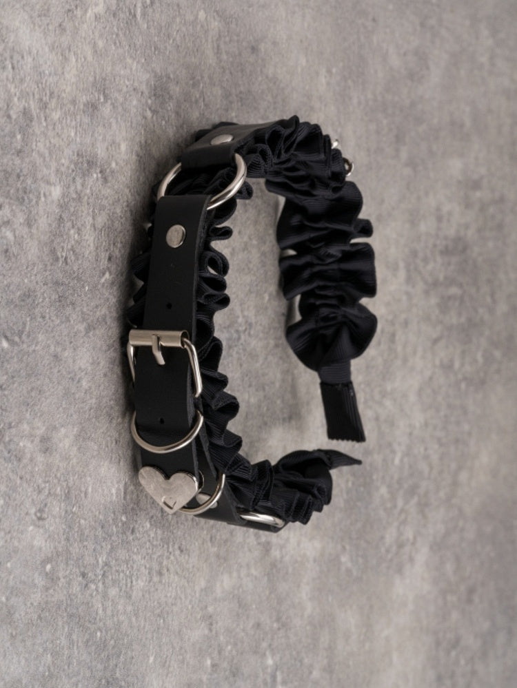 Black Gothic Buckle And Pin Decorated Ruffled KC