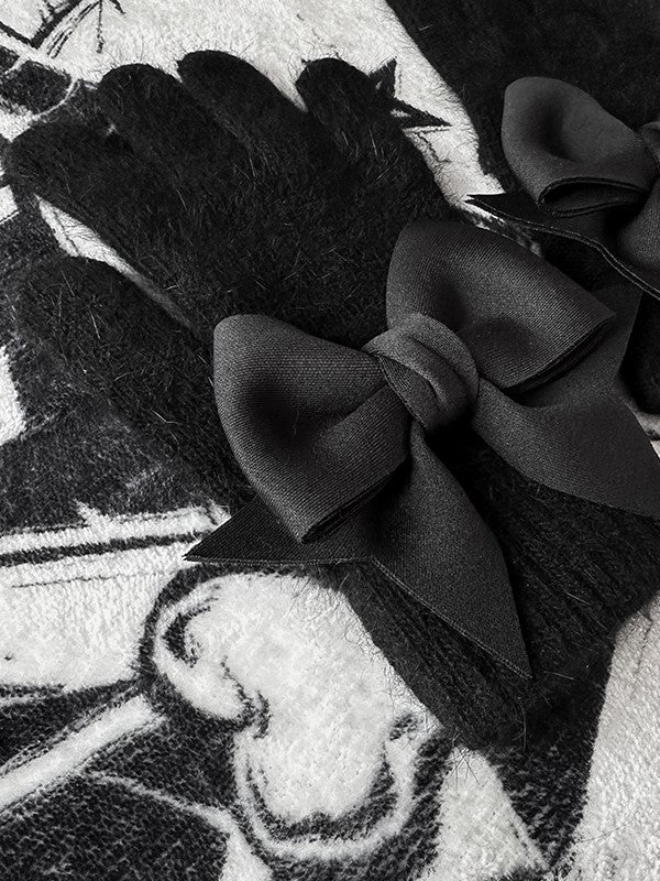 Black Gothic Bowknot Cutout Details at Finger Pads Gloves