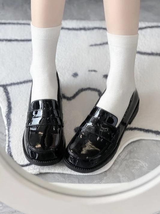 Low-heel Black PU Slip-Ons in Preppy Style