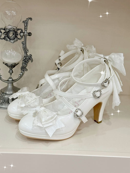 White Crisscross Design Heart Buckle Bow at Top High Heels