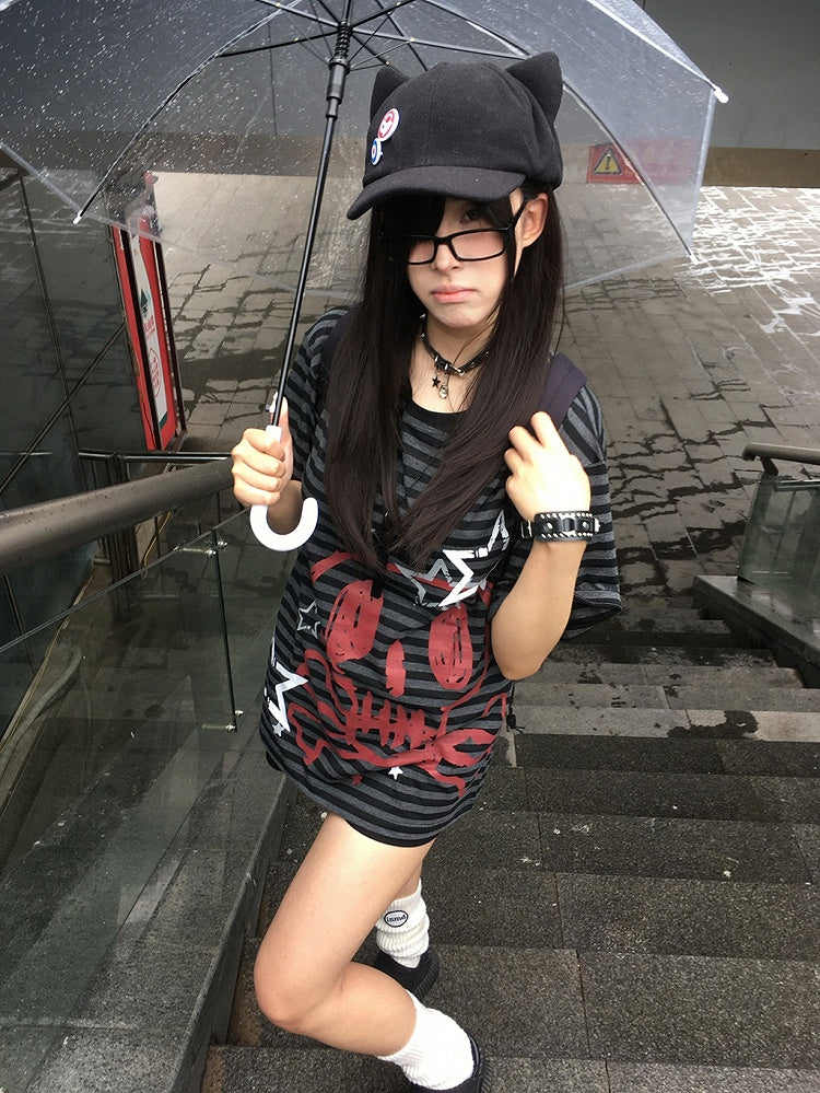 Black & Gray Stripe Pattern Skeleton Print T-shirt