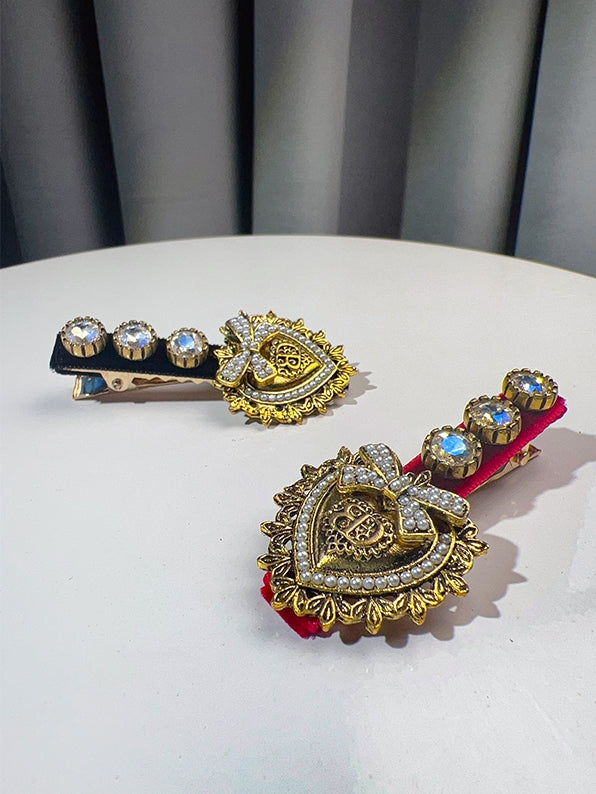 Black/Red/Green Rhinestone Decorated Beaded Heart Hairclip