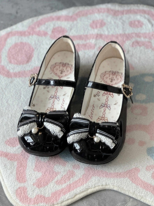 Black Lace Trim and Bead Charm Decorated Bowknot Sweet Lolita Mary Janes