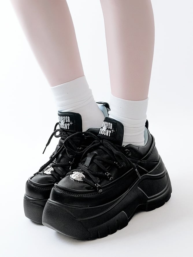 PU Mattend Black Jirai Kei Platform Sneakers with Lace-Up Design
