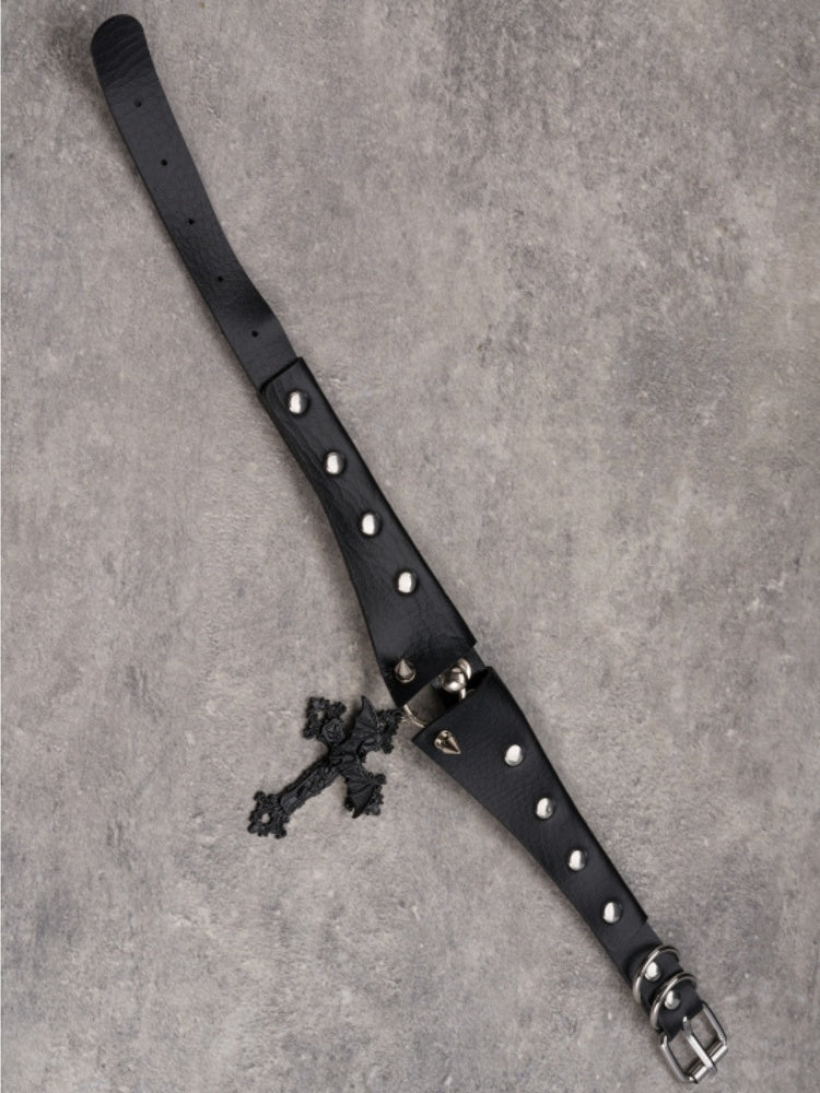 Black Gothic Bat Decorated Cross Pendant Studs Design Buckle Choker