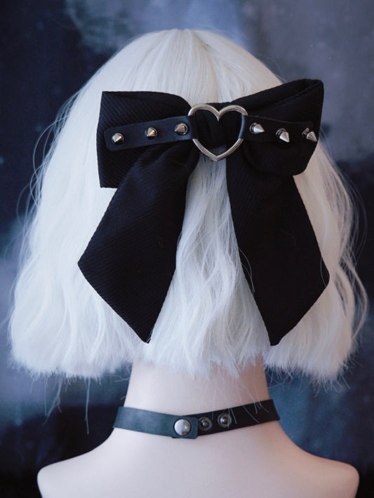 Black Gothic Heart Buckle With Studs Decorated Bowknot Clip