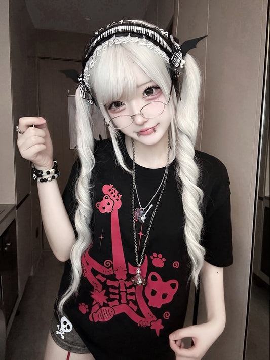 Black and Red Punk Rock Guitar Print Jirai Kei T-Shirt with Guitar Pick Necklace