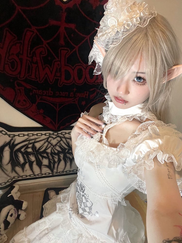 Lace Trim White Punk T-shirt Wings Decoration at Back