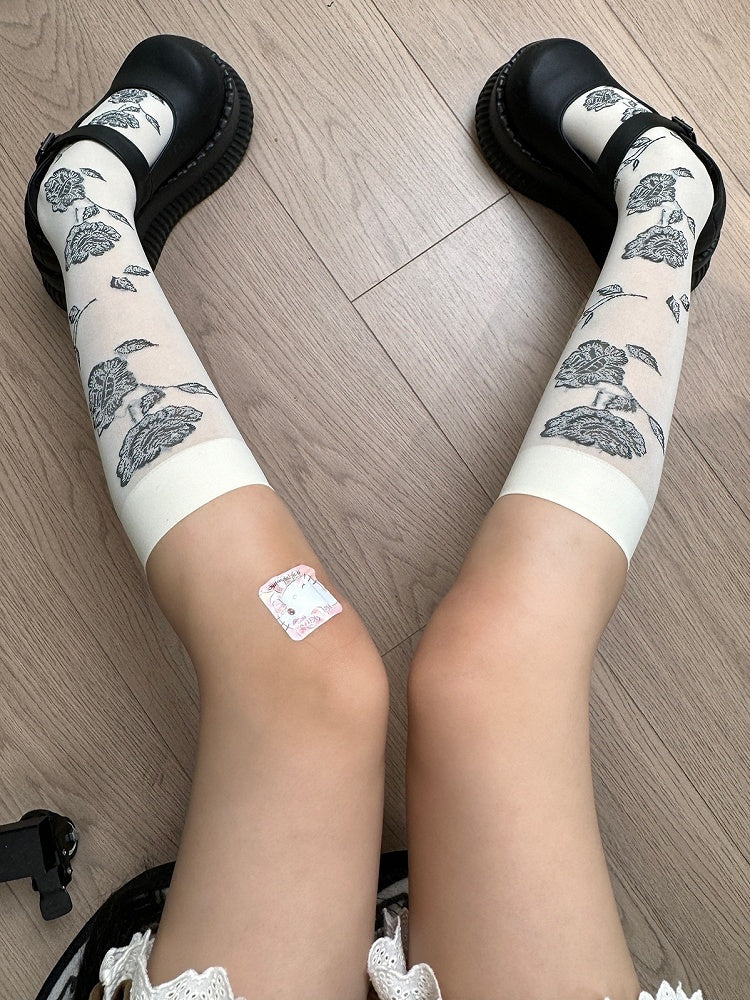 Black/White Rosette Pattern Ribbed Trim Under-knee Stockings