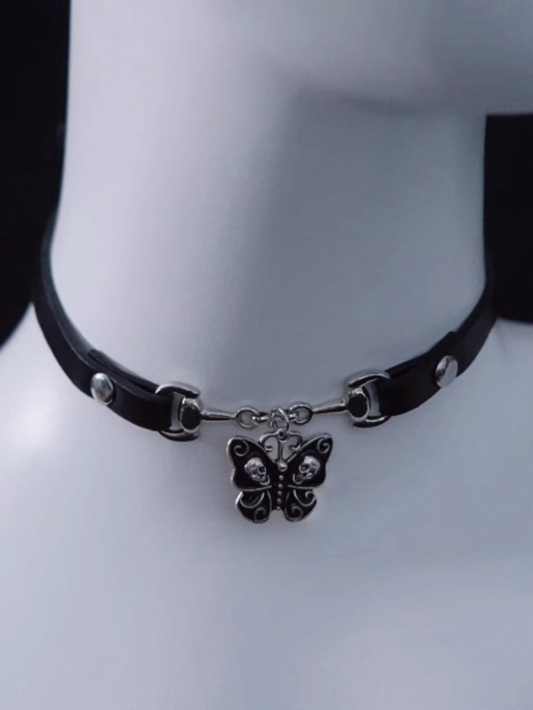 Gothic Skull Butterfly Pendant Black PU Choker