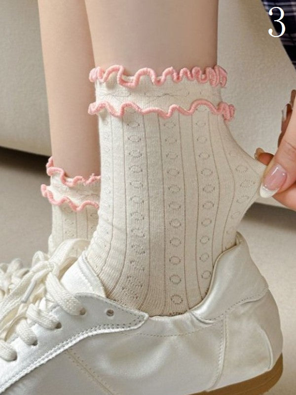 4 Options White Calf Socks