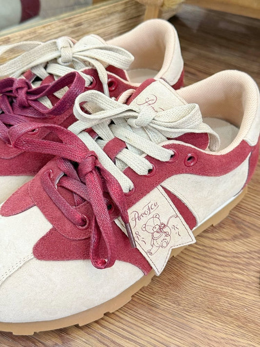 Red Letter And Bear Decorated Front Lace-up Ties Sneakers
