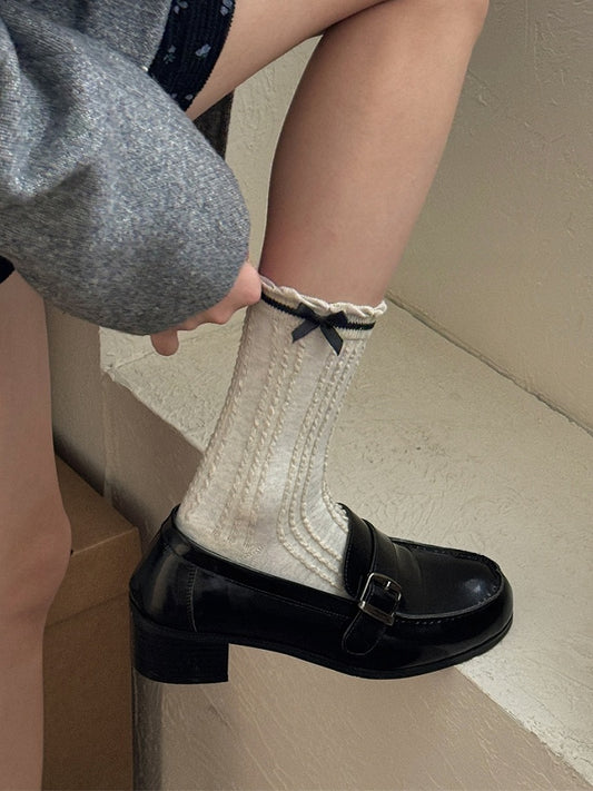 White/Beige/Light Grey/Dark Grey/Black Sweet Bowknot Ruffled Cuff Calf Socks