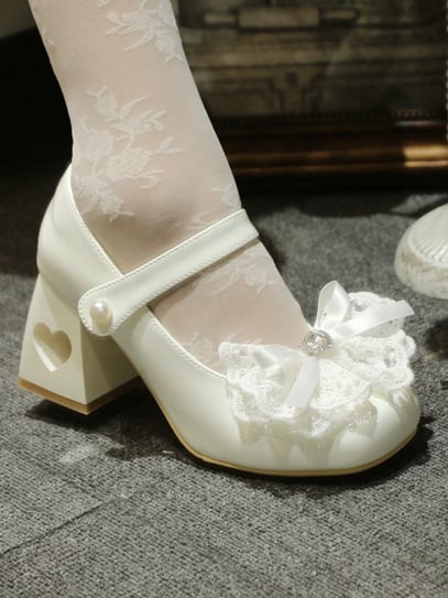 Heart-shaped Hollowed Heel White Elegant Mary Janes with Lace Bowknot Clips