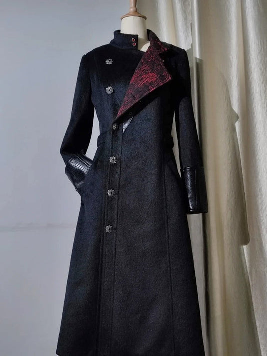 Ouji Fashion Black Leather Cuffs Gothic Lolita Woolen Coat with Red Inner Lining