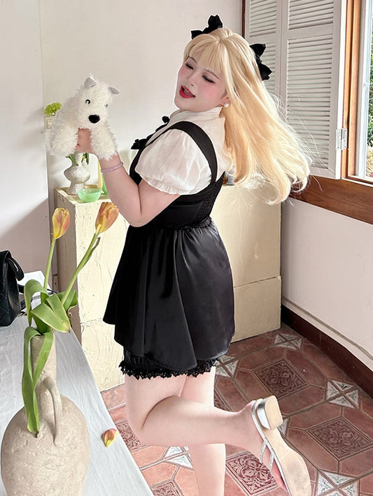 Plus Size Friendly White Heart-shaped Cutout Shirt