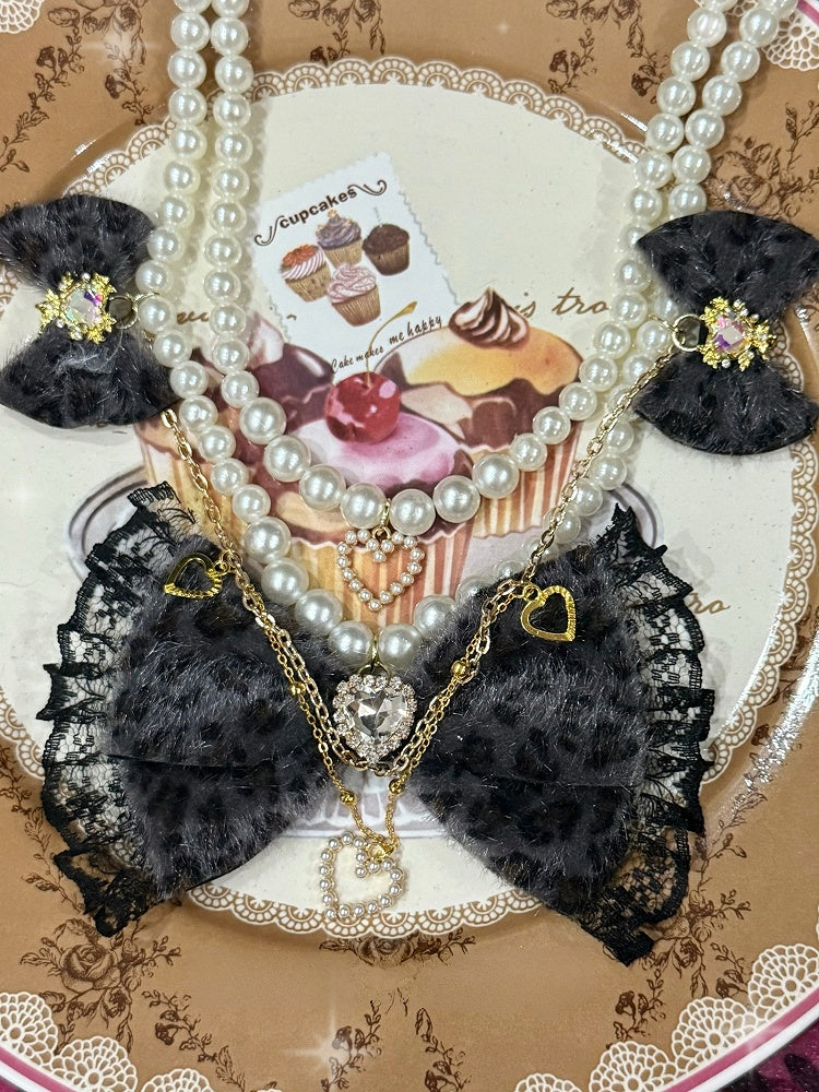 4 Color Options Leopard Pattern Rhinestone Heart And Bowknot Pendant Beaded Necklace