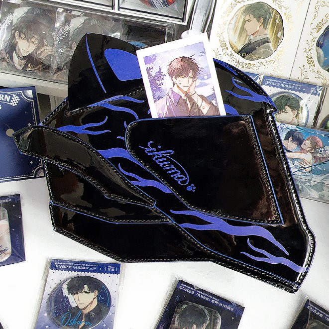 Cat Ear Design Helmet Shaped Ita Bag Polished Black&Blue