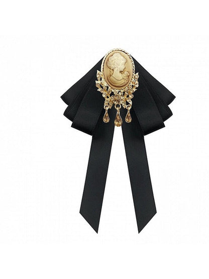 British Vintage Beauty Head Bow Brooch