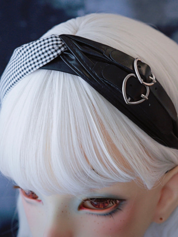 Black Gothic Plaid Pattern With Double Heart Buckles Decorated KC