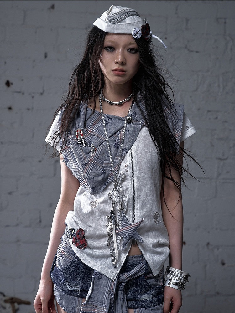 Punk Rock Skeleton and Star Charm White Necklace Keychain