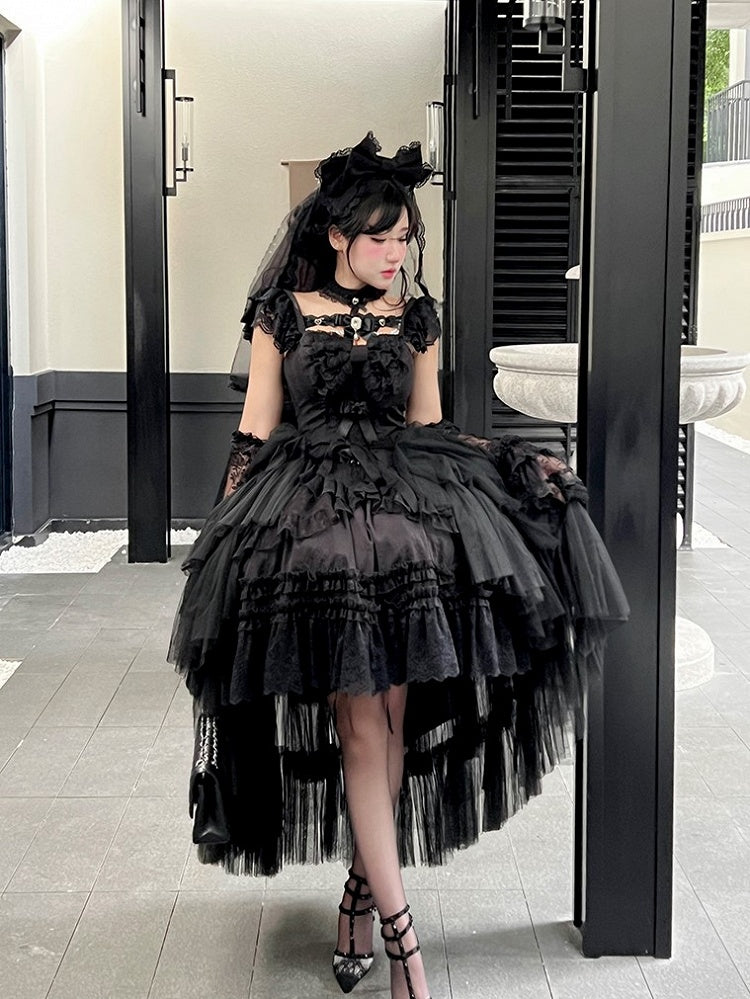 Beads and Rhinestones Neckline Design Black Kuro Lolita Dress with Lace Trim and Bow Accents