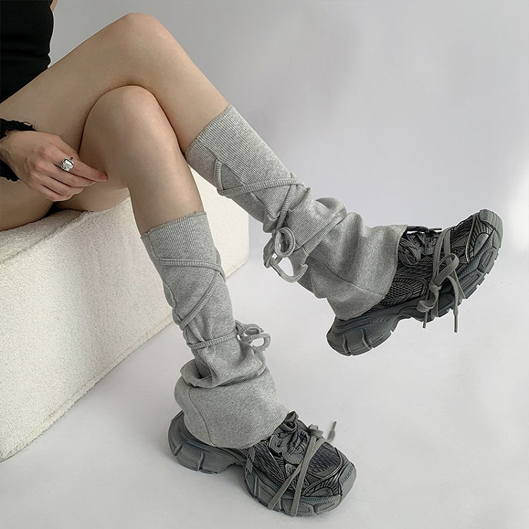 Self-tie Straps Gray/White Flared Leg Warmers