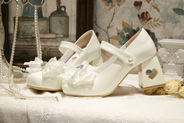 Heart-shaped Hollowed Heel White Elegant Mary Janes with Lace Bowknot Clips