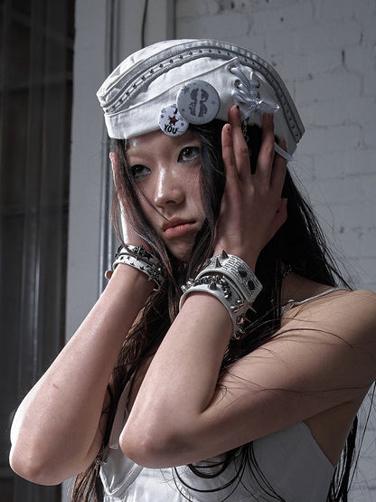 Punk Rock Distressed Design Graphic/Metal Badge Set