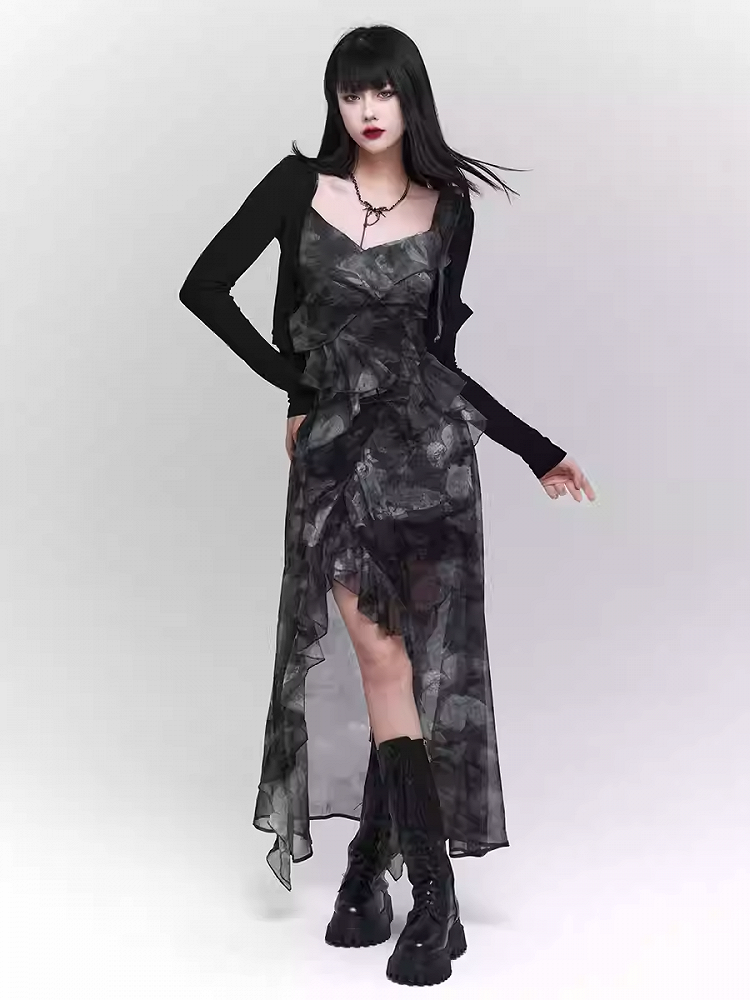 Black Slim-fitting Knitted Cropped Cardigan