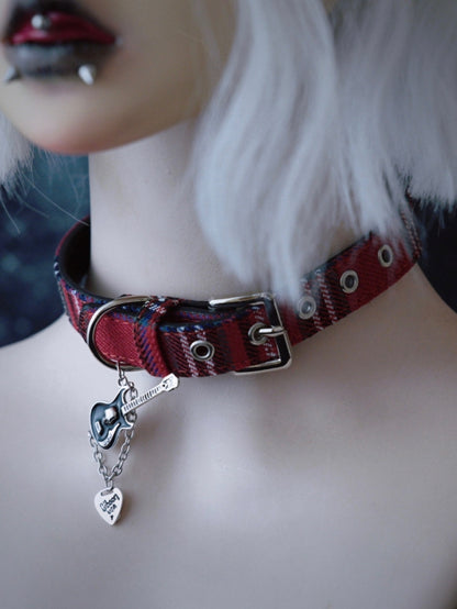 Red Plaid Pattern Buckle With Guitar Pendant Choker