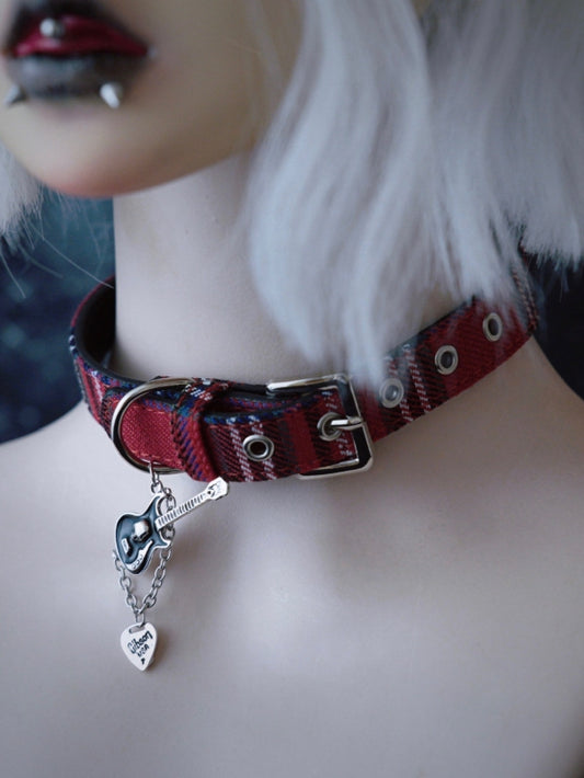 Red Plaid Pattern Buckle With Guitar Pendant Choker