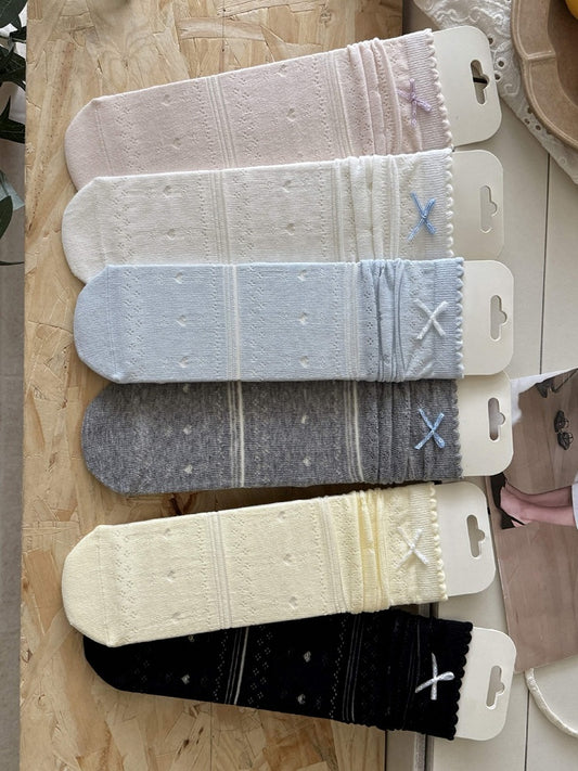 Black/White/Blue/Pink/Yellow/Grey Calf Socks With Bowknot Details