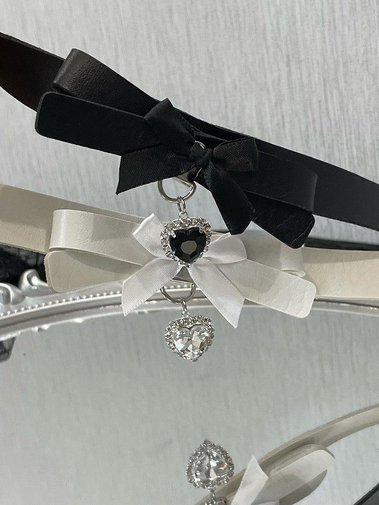 Black/White Rhinestone Heart Pendant Bowknot Design Choker