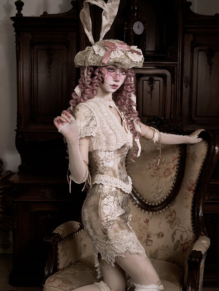 Lace and Pink Bow Accents Heart-shaped Cutout Side Skirt