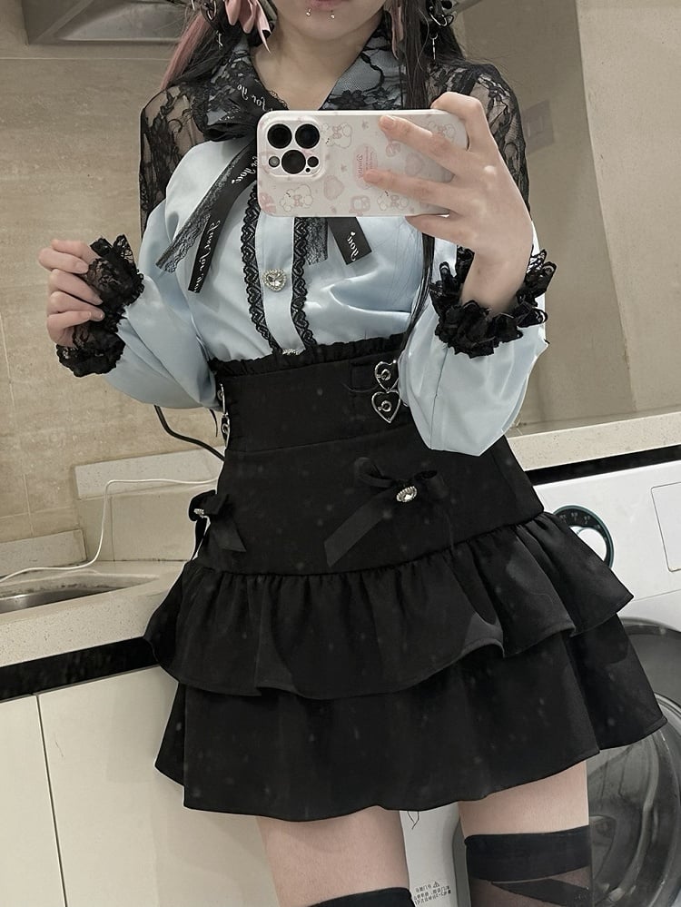 Jirai Kei Black Heart Buckles Bowknot and Rhinestone Accents Tiered Skirt