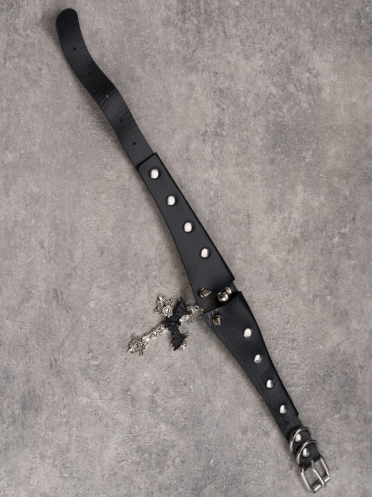 Black&Silver Gothic Bat Decorated Cross Pendant Studs Design Buckle Choker