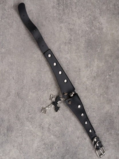 Black&Silver Gothic Bat Decorated Cross Pendant Studs Design Buckle Choker