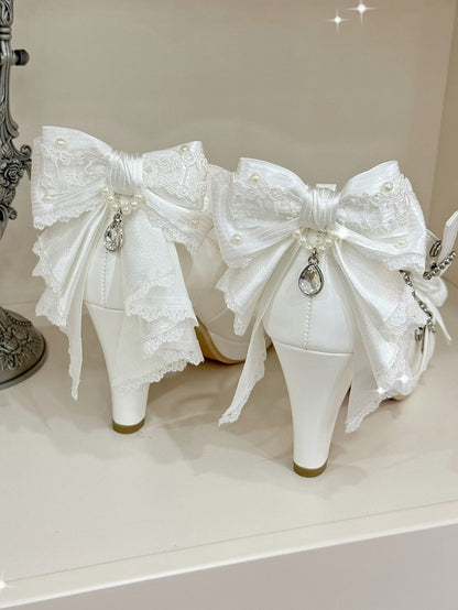 White Crisscross Design Heart Buckle Bow at Top High Heels
