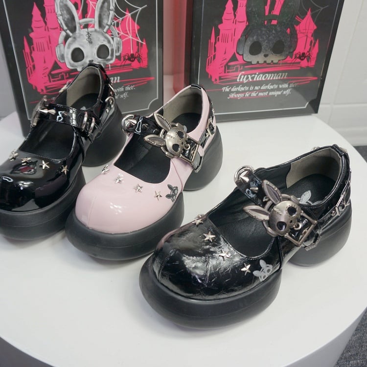 Studs Crack Black Platform Mary Janes with Skeleton Rabbit Buckles