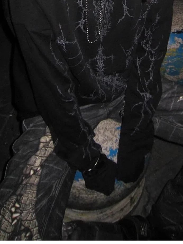 Y2K Punk Print Black Long Sleeves Top