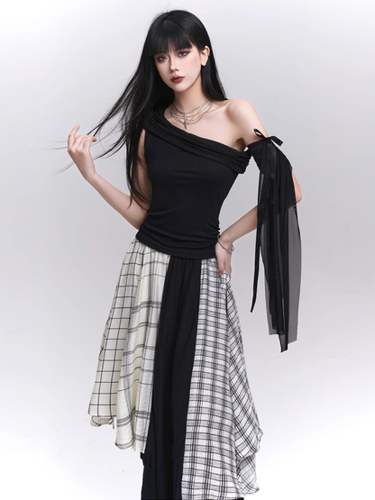 Black Asymmetrical Neckline Slim-fitting T-shirt