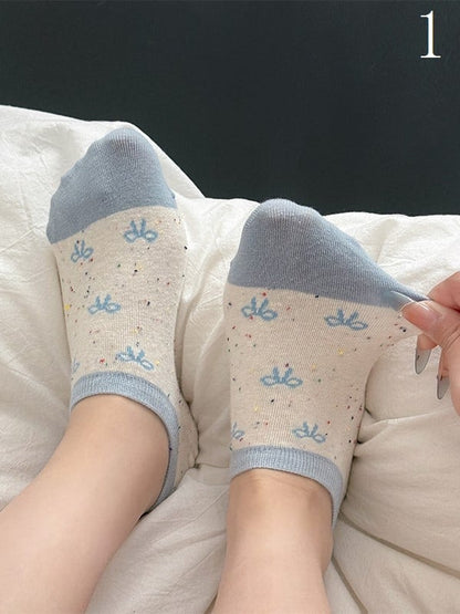 17 Options Colorful Ankle Socks With Cake/Apple/Bear/Puppy/Bowknot/Polka-dot/Striped Pattern/Floral Print