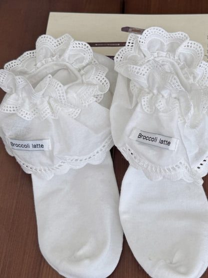 White Lolita Ruffled Cuff Ankle Socks