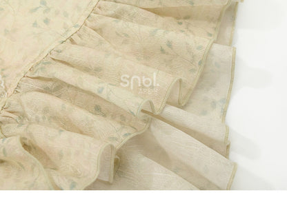 Peter Pan Collar Apricot Lace Trim High-low Blouse