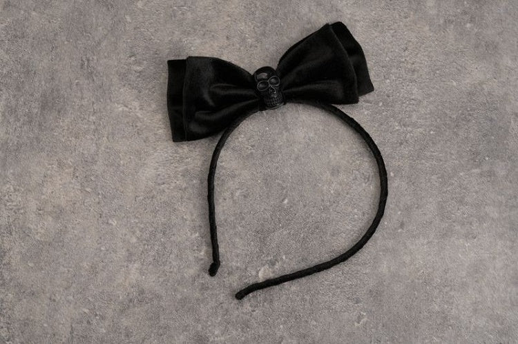 Black Gothic Skull Bow KC