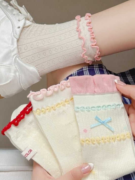 4 Options White Calf Socks