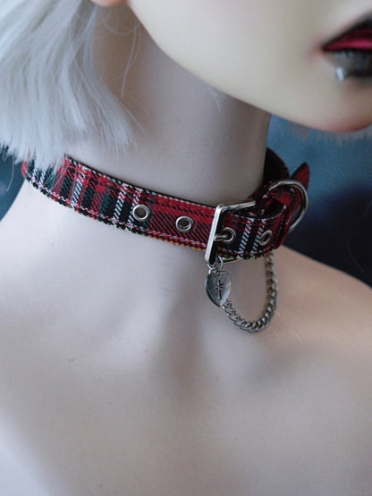 Red&Green Gothic Cross Decorated Heart And Chain Pendant Plaid Choker