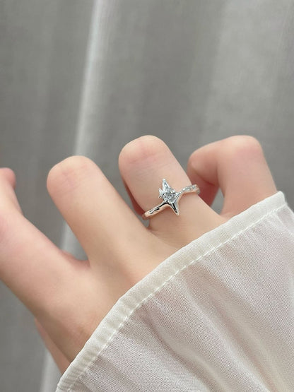 3 Options Y2K Bittersweet Star/Shell Ring